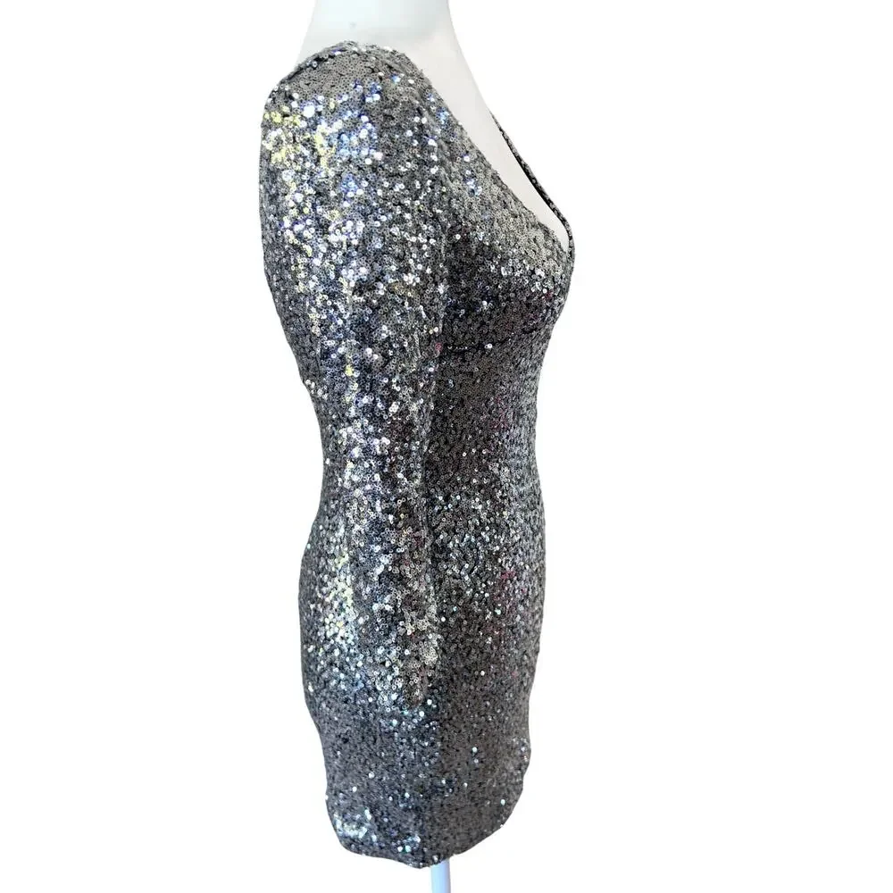 Windsor Sequin Dress Womens Small Silver Mini‎ Bodycon NYE Holiday Glam Party